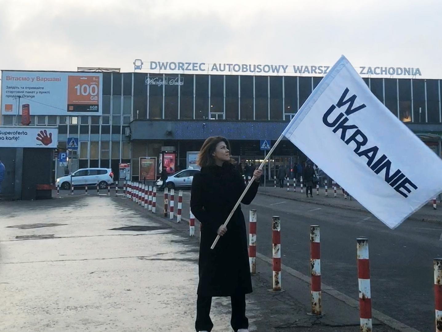 Action “In Ukrainie”, at the Western Railway Station in Warsaw (bus station, which is the first stop for Ukrainian travelers coming to Warsaw), 2019.