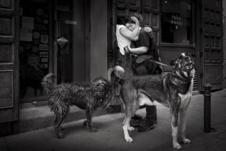 Photo from the series STOP MADRID (2020), by Carmenchu Alemán. Infected Cities Madrid, 2021
